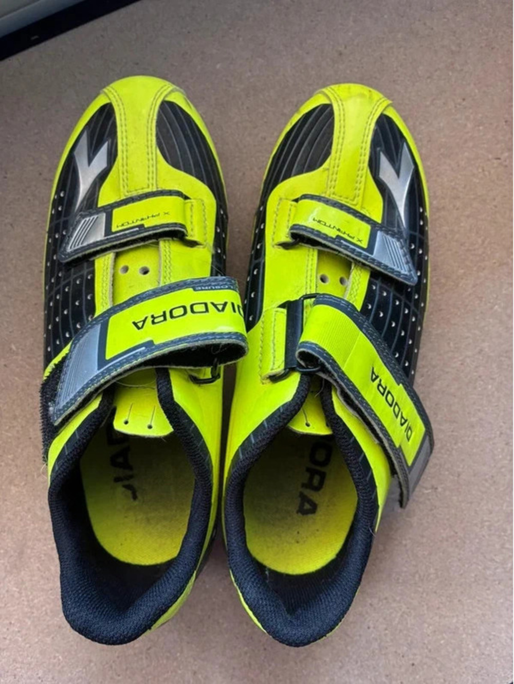 Kids bike shoes size 35